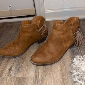 Chestnut brown booties
